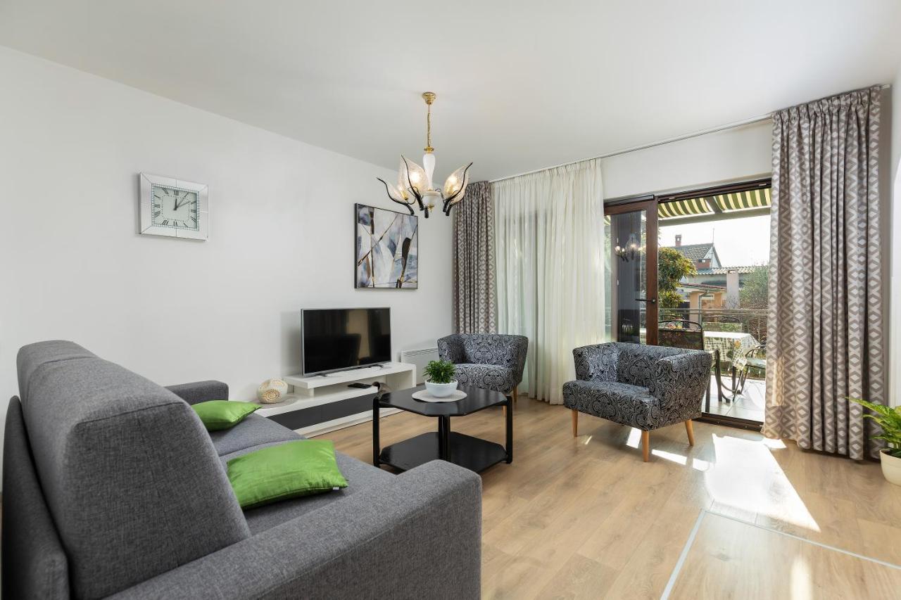Apartment Viviana プーラ エクステリア 写真